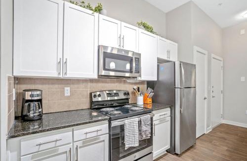 Old Fourth Ward Apartment | West Inman Loft 2
