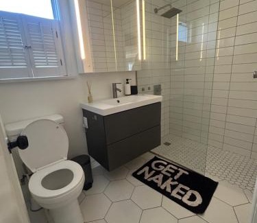 Sawtelle House | West LA Gem Comfort and Convenience
