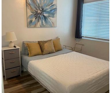 North Park Central House | West Mitchell