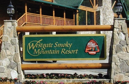Gatlinburg Resort | Westgate Gatlinburg Smoky Mtns available dates October 17 -24, 2025