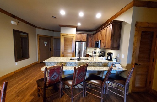 Gatlinburg Resort | Westgate Resort Condo w/Waterpark near downtown Gatlinburg - Mountain-top Views