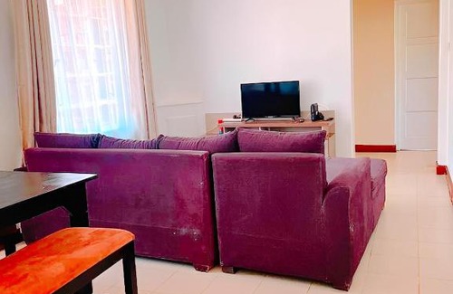 Nairobi House | Westlands Luxury 2bd Condo near Sarit Center & Westgate
