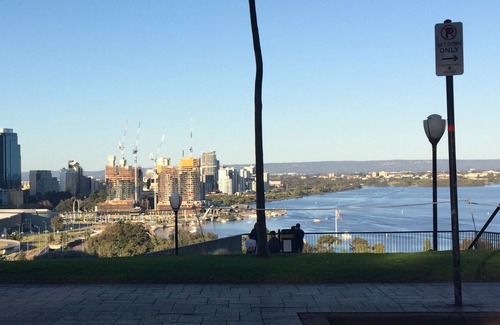 West Perth Apartment | WestPerth5* CBD location 2 bedroom very roomy upmarket unit