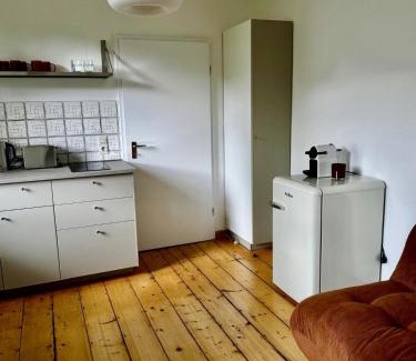 Krefeld Apartment | Westside Apartment
