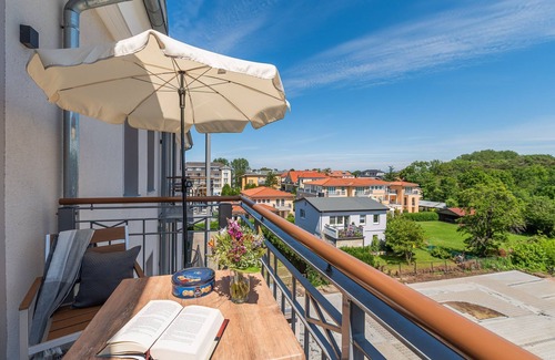 Ostseebad Kuhlungsborn Apartment | Westside Arthotel Apartment 209 - Apartment 209