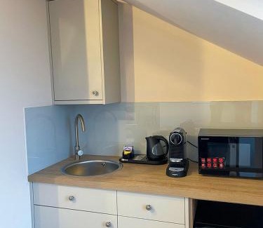 Padfield Apartment | Westwood Boutique Hotel By Birch Stays