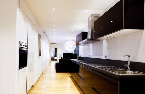 Siska District House | WH Apartments