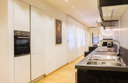 Siska District House | WH Apartments