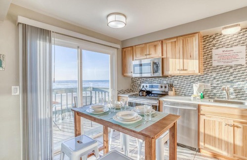 Rockaway Beach House | Whale Watcher Condo 3 - Meredith Lodging
