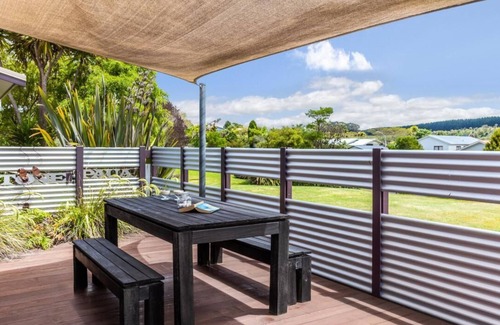 Whareroa Village House | Whareroa Waterview Retreat