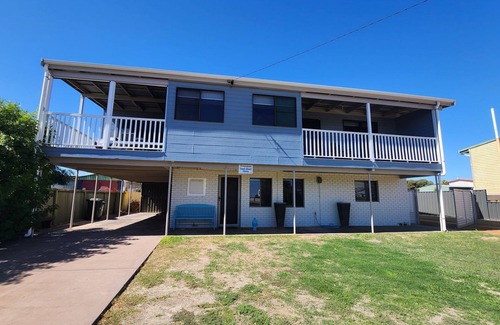 Jurien Bay House | What do you want from a holiday home. Short walk to the beach, shops, cafes and pubs?