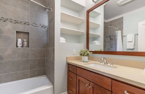 Inner Richmond Condo | When it comes to finding San Francisco charm in modern comfort, nothing compares