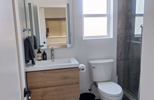 Azusa House | Where are 5 minute drive to azusa Mountain