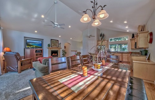 Pioneer Trail House | Where Eagles Fly-come play in the mountains