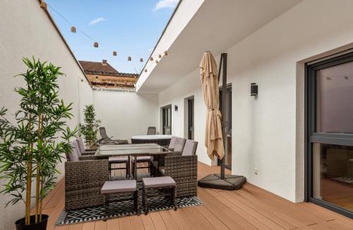 Osterreicher Kolonie Apartment | Whirlpool & Terrasse - Familien & Gruppenfreundlich