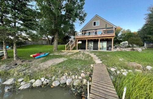 Gladwin House | Whispering Pines Lake House