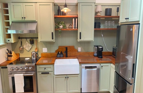 Stillwater Apartment | Whispering Walnut : Cozy, Newly Built Loft steps from Downtown Stillwater