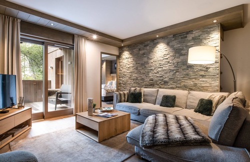 Courchevel House | Whistler Lodge by Alpine Resorts