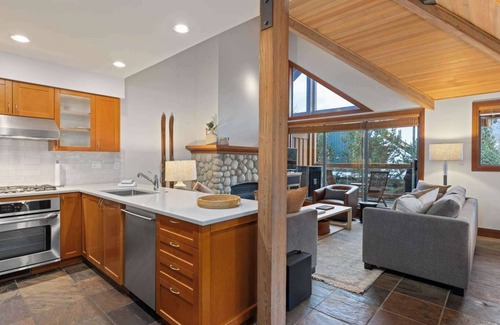 Village North House | Whistler - Montebello 4847
