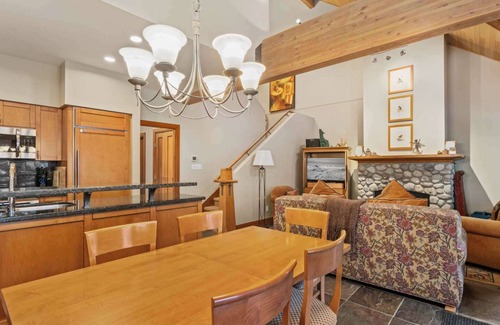 Village North House | Whistler - Montebello - MB4745