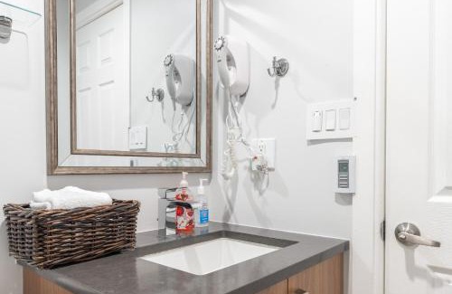 Whistler Creekside Apartment | Whistler Studio by Gondola & Free Parking