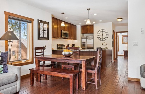 Warrior's Mark West House | White Cap Lodge: Stunning Townhome With Spectacular Views Of Breckenridge