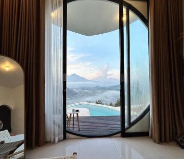 Songan Hotel | White cloudy