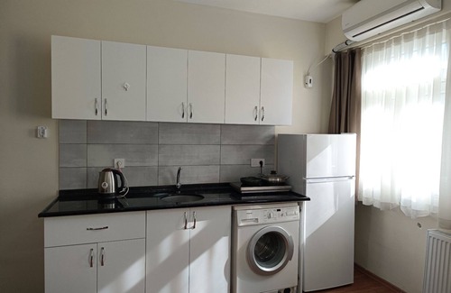 Kucukcekmece Apartment | White Crown Apartman ve Yaşam Merkezi
