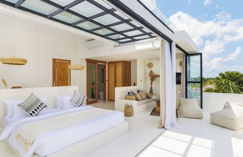 Berawa Hotel | White Goose Boutique Hotel