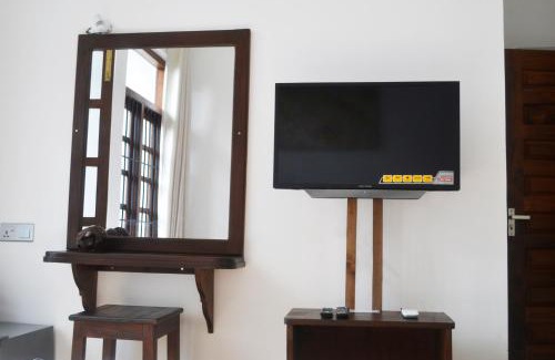 Mirissa House | White House Hotel Mirissa