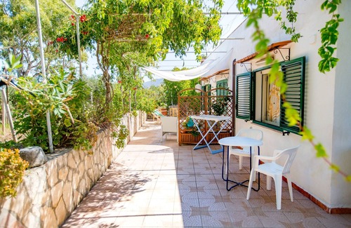 Pollina Apartment | White House "Rais Gerbi" apartment "Gerbi" in sea villa near Cefalù