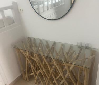 Panteli Apartment | White island rooms