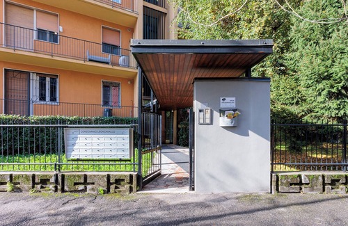 Bergamo Apartment | White Pearl BGY Station