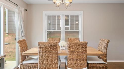 Asheville House | White Pine Sycamore by AvantStay Near Downtown