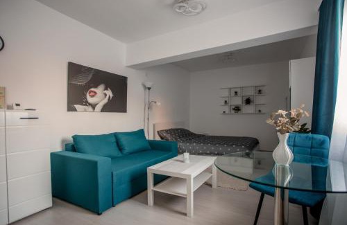 Alba Iulia Apartment | White Studio Center