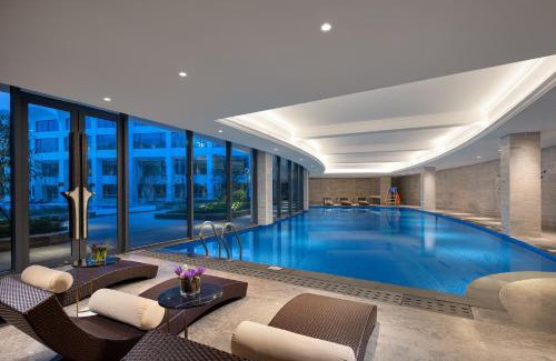 Luqiao District Hotel | White Swan Hotel Taizhou