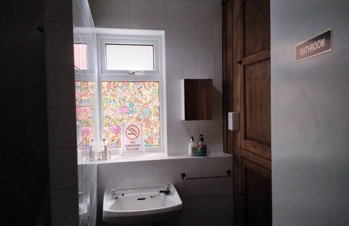 Skegness Bed & Breakfast | Whiteways Hotel