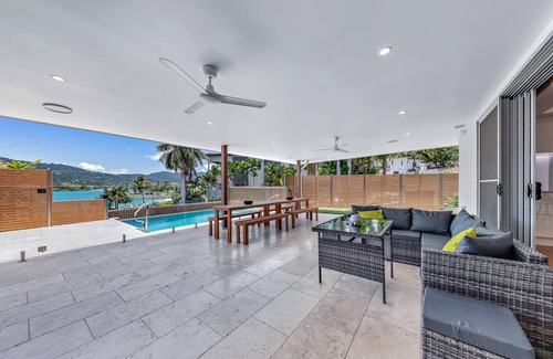 Airlie Beach House | Whitsunday living on Hillcrest by the Beach