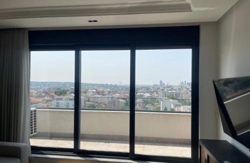 Vracar Apartment | Whole Belgrade view-jacuzzi penthouse