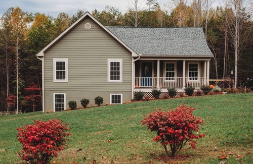 Ruckersville House | Whole home on 5 acres. Minutes from vineyards, SNP, and CHO airport. 30 min UVA