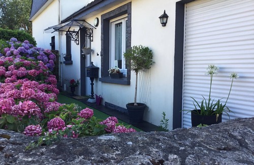 Caudan House | Whole House Bed and Breakfast