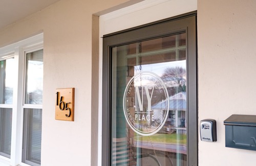 Harrisonburg House | Whole House Sleeps 12