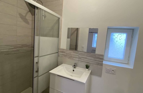 Saint-Martin-sur-Ocre Apartment | Whole studio 2 persons