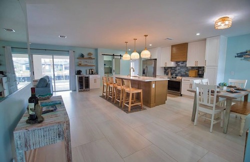 Punta Gorda House | Wide canal where you can watch the many passing boats and sea life.nHeated pool.