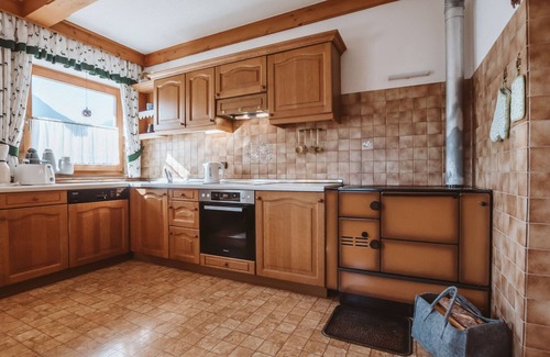 Bramberg am Wildkogel House | Wiedhölzl by Interhome