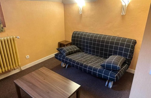 Jausiers Apartment | Wifi, 4th floor, swimming pool, sauna, parking, tv, 35m², Pra Loup