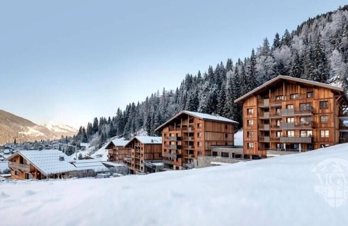 Les Contamines-Montjoie Apartment | Wifi, fitness, swimming pool, sauna, hammam, balcony, parking, tv, ski locker, 57m²