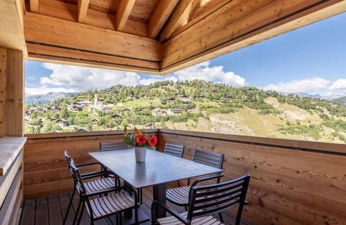 Vercorin Apartment | Wifi, ski-in/ski-out & foot of the slopes, sauna, hammam, balcony, tv, ski locker, 62m², Vercorin