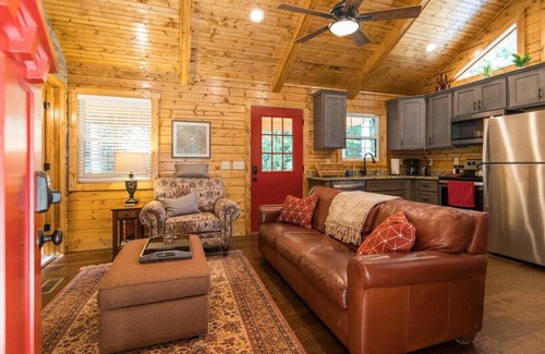 Campton Apartment | WiFi & Waterfront - Creeksong -Red River Gorge, KY