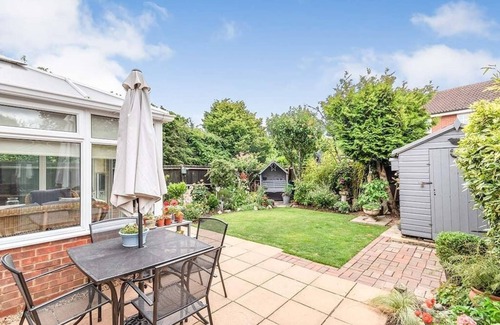 Cockernhoe House | Wigmore Lodge - FREE Parking & Airport & M1 & Contractor & Leisure